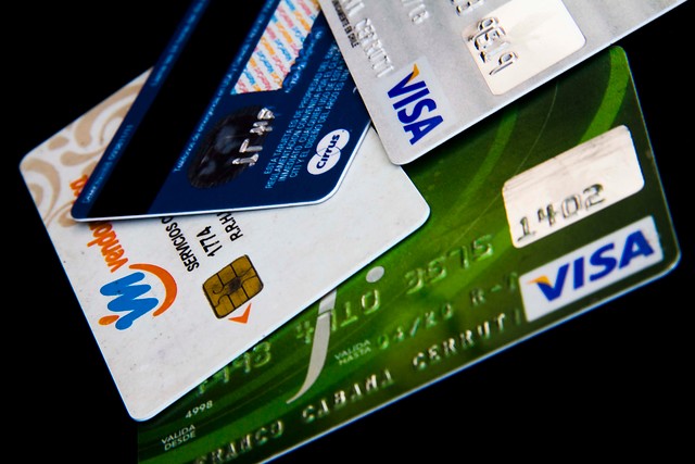 Comisiones de tarjetas: negocio representa cerca del 20% de los ingresos de la banca