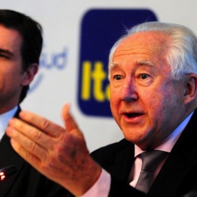 Acuerdo con Itaú aleja a Cencosud del polémico negocio de las tarjetas