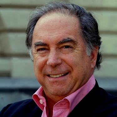 Ex canciller de la República Juan Gabriel Valdés es derrotado por diputado para postular al senado por Valdivia