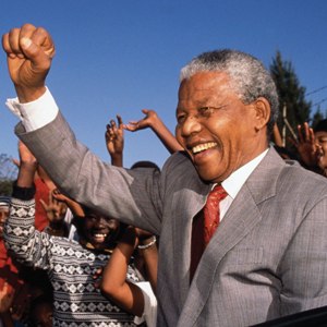 Nelson Mandela sigue hospitalizado en estado «grave pero estable»