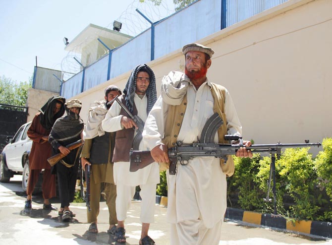 Los talibanes reivindican ataque que mató a cuatro soldados de EEUU cerca de Kabul