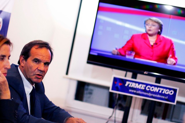 Encuesta de la U. Central da por ganadores a Bachelet y Allamand en las primarias del domingo