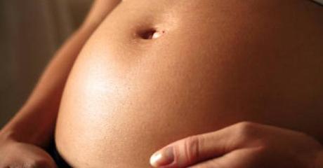 Sename notifica prohibición a la prensa de informar sobre menor de 11 años embarazada de su padrastro