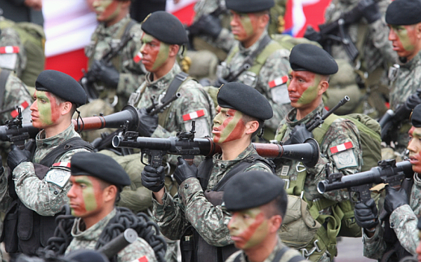 Los desconocidos preparativos militares en Chile y Perú previos al fallo de La Haya