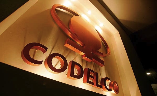 Codelco sale a buscar financiamiento afuera y coloca US$ 750 millones en un bono a 10 años