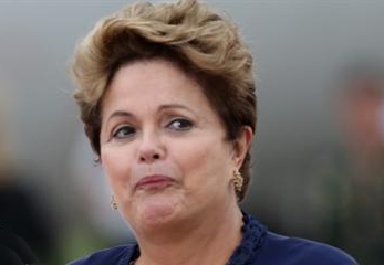 Brasil considera el crecimiento de Rousseff el peor en 24 años y reclama a Lula