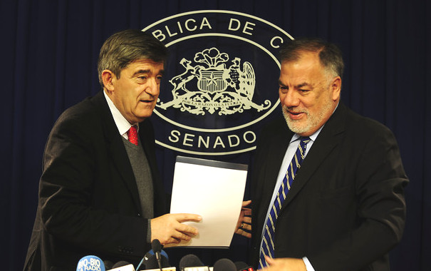 Escalona acepta ir como senador por la Octava Región Costa y asegura que relación con Andrade está «descongelada»