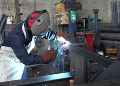 Economía muestra signos de desaceleración: Imacec de mayo crece 3,5%