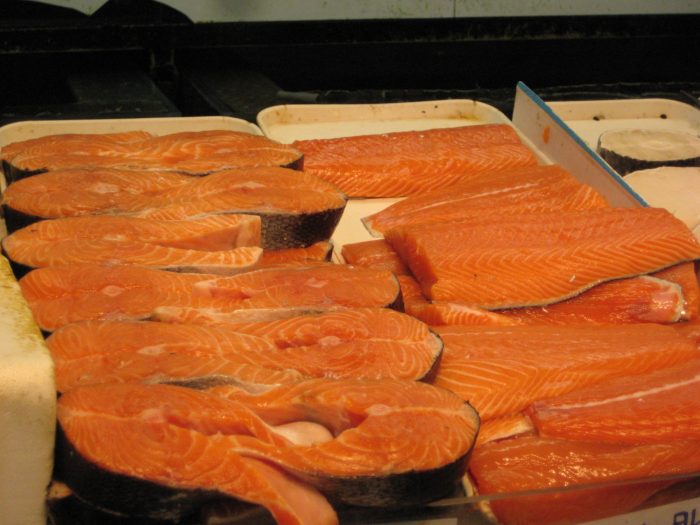EE.UU. suspende ingreso de salmón producido en Chile contaminado con químico cancerígeno