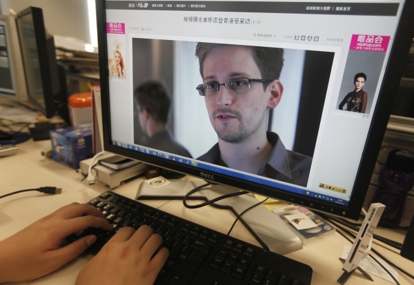 Edward Snowden acepta oferta de asilo de Venezuela