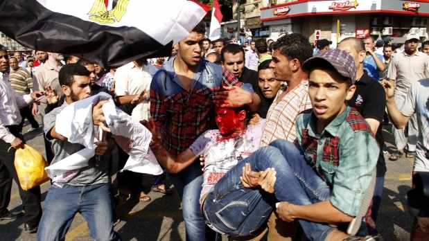 Islamistas salen en masa a las calles de Egipto para manifestarse en contra del golpe de estado