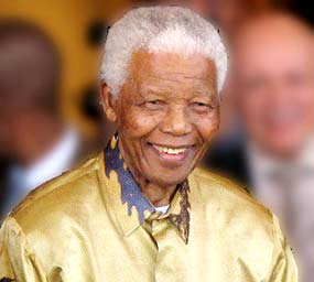 Presidente de Sudáfrica visita a Mandela en el hospital por su 95 cumpleaños