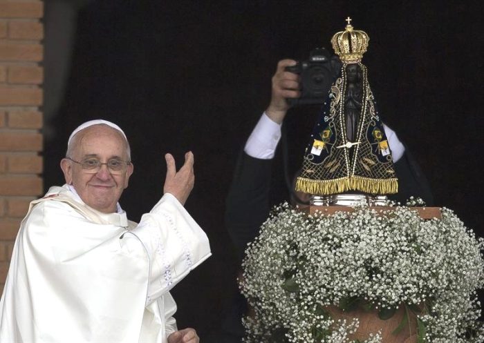 El Papa Francisco anuncia que en 2017 volverá a Brasil