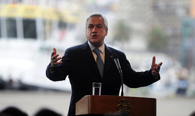 Adimark: Aprobación de Piñera cae sólo un punto y llega a 39% en junio