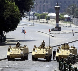 Islamistas salen a protestar en El Cairo pese al gran despliegue policial
