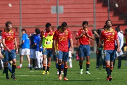 U. Española sumó cuarta derrota consecutiva al caer 0-2 ante Huachipato y agudiza la crisis