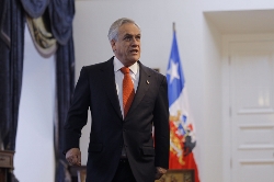 Piñera admite favoritismo de Bachelet pero cree que elección está abierta