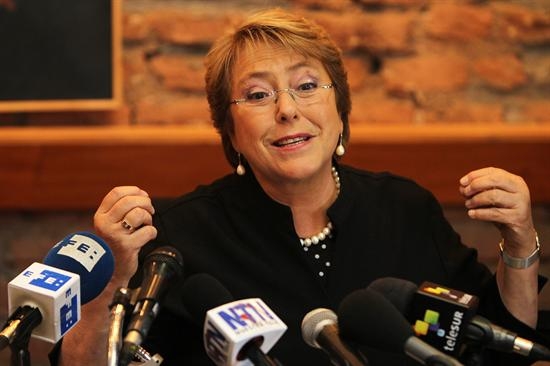 Bachelet dice que controversias externas se resolverán por el derecho internacional
