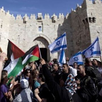 Israelíes y palestinos vuelven hoy a la mesa de negociaciones