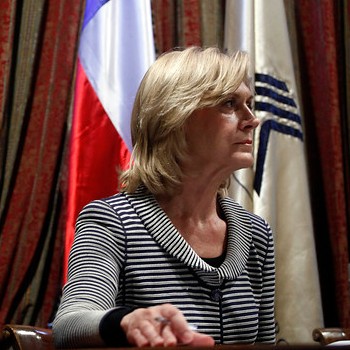 Matthei: «Reforma tributaria de Bachelet es un horror y liquida a pequeña y mediana empresa»