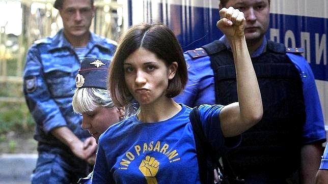 Integrante de Pussy Riot continúa huelga de hambre pese a su hospitalización