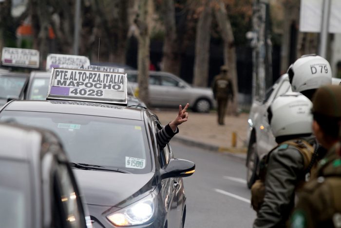 Gobierno rebaja cilindrada mínima que se le exige a taxis colectivos