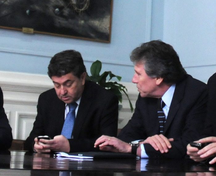 Espina y Coloma cuestionan formato de debate presidencial de Anatel por falta de interacción entre candidatos