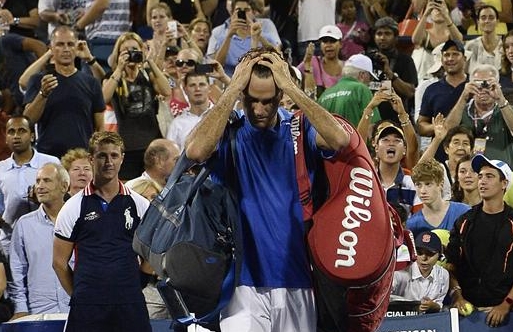 Los años pasaron la cuenta: Roger Federer dijo adiós al US Open tras caer en cinco sets ante Grigor Dimitrov
