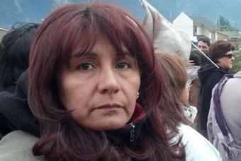 Auto en que viajaba candidata Roxana Miranda fue apedreado por desconocidos
