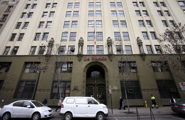 Ministerios de Bienes Nacionales gana licitación de histórico edificio de diario La Nación