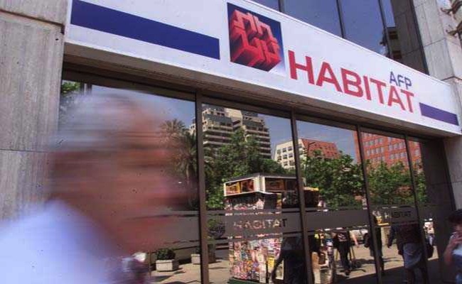Habitat refuta duramente a Ponce Lerou y regulador respalda a AFP