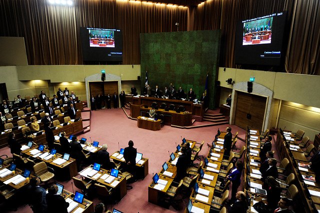 Comisión de Constitución aprueba proyecto de ley que busca modificar guarismo que fija en 120 los diputados