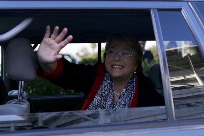 Bachelet y hermanas Bolocco sufren robo de kilómetros Lanpass