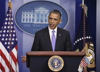 Obama firma oficialmente ley para reabrir gobierno y elevar techo de deuda