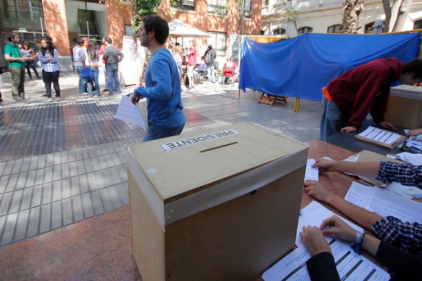 Lista gremialista y NAU pasan a segunda vuelta en elecciones de la Feuc