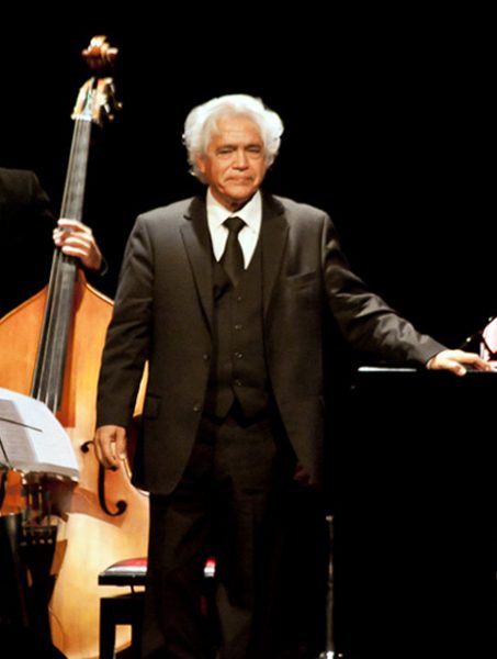 Roberto Bravo brilla en concierto «Bravo Piazzolla»