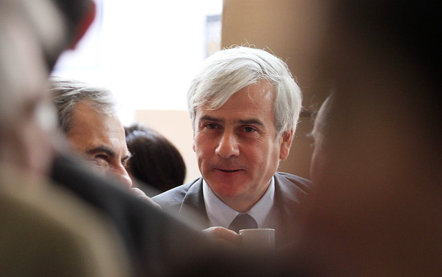 Fernando Coloma defiende autonomía de la SVS y descarta vínculo de Piñera con el «esquema organizado» de las sociedades cascada