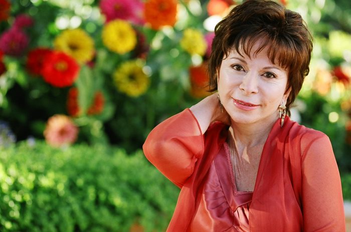 Isabel Allende recibe uno de los premios literarios más importantes de EE.UU.