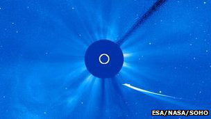 La cola del cometa Ison «podría haber sobrevivido» al Sol