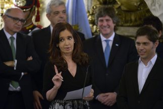 Cristina Fernández toma juramento a nuevos ministros de su Gabinete