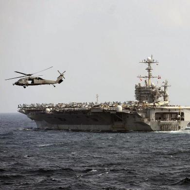 EEUU y Reino Unido envían buques militares para ayudar en desastre Filipinas