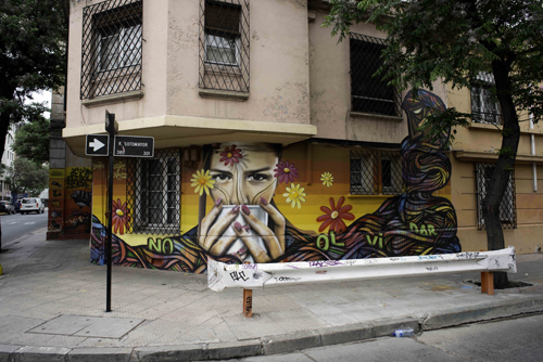 Fotorreportaje: Barrio Yungay y sus graffitis, un arte al aire libre