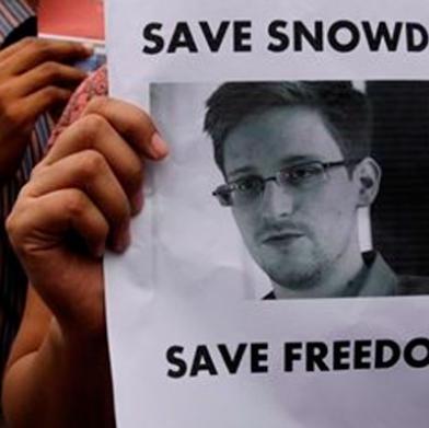 Izquierda alemana exige asilo para Snowden