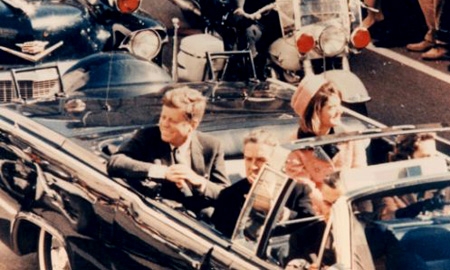 Obama honra a Kennedy en vísperas del aniversario de su muerte
