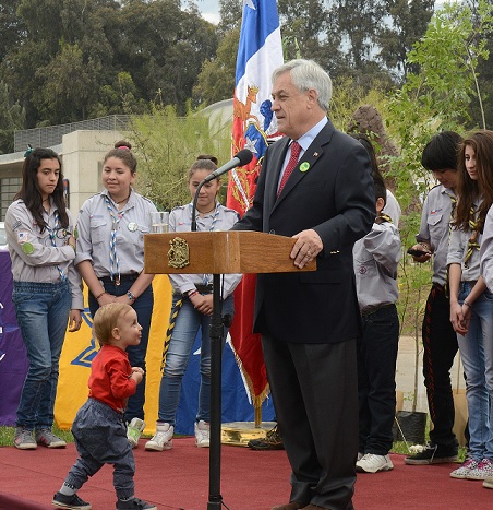 Piñera dice que habrá solución al paro de funcionarios municipales pero sin dañar a la ciudadanía