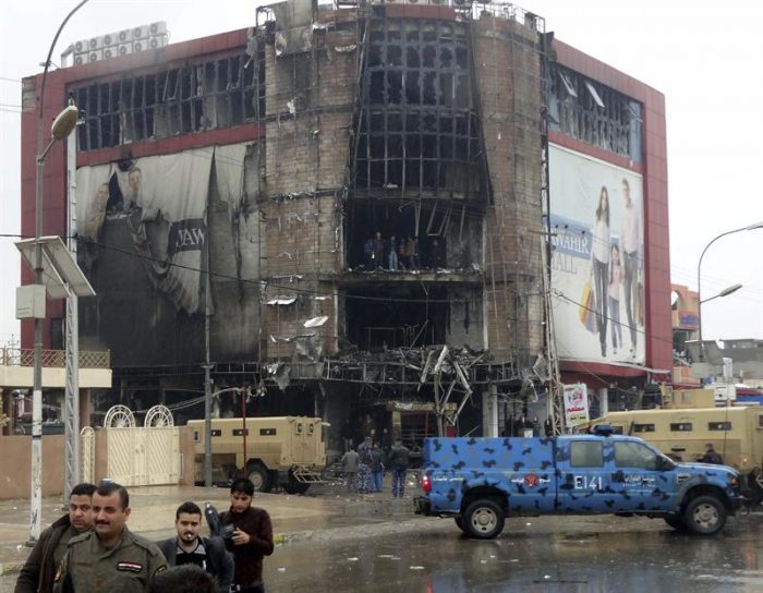 Al menos 24 muertos y 100 heridos en una cadena de atentados en Bagdad