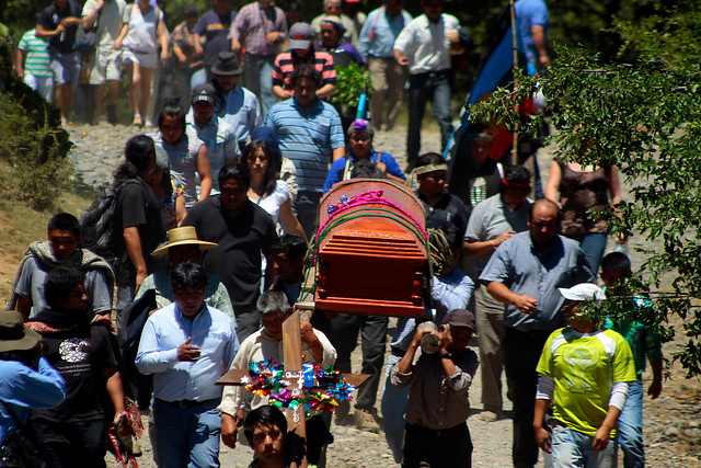 Fotos: el colorido y emotivo funeral de la dirigente pehuenche Nicolasa Quintreman
