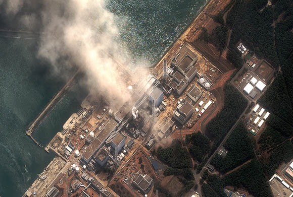 Detectan una fuga de 1,8 toneladas de agua contaminada en Fukushima