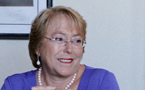 Bachelet anuncia gabinete para fines de enero