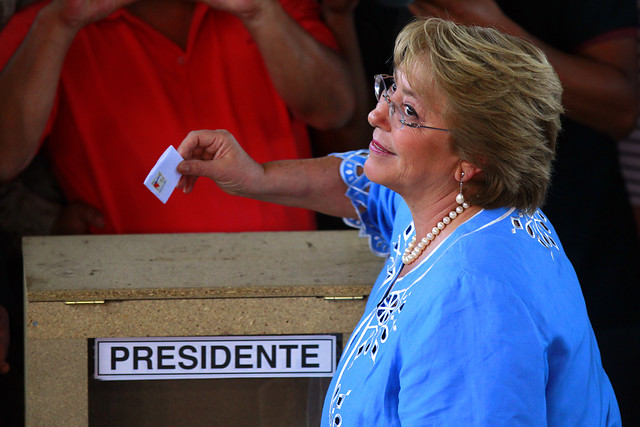 Bachelet derrota a Matthei por amplia ventaja de 62 contra 37 por ciento